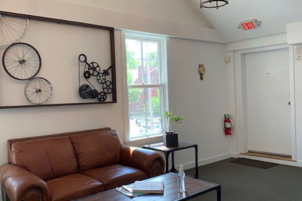 SMALL OFFICE SPACE!